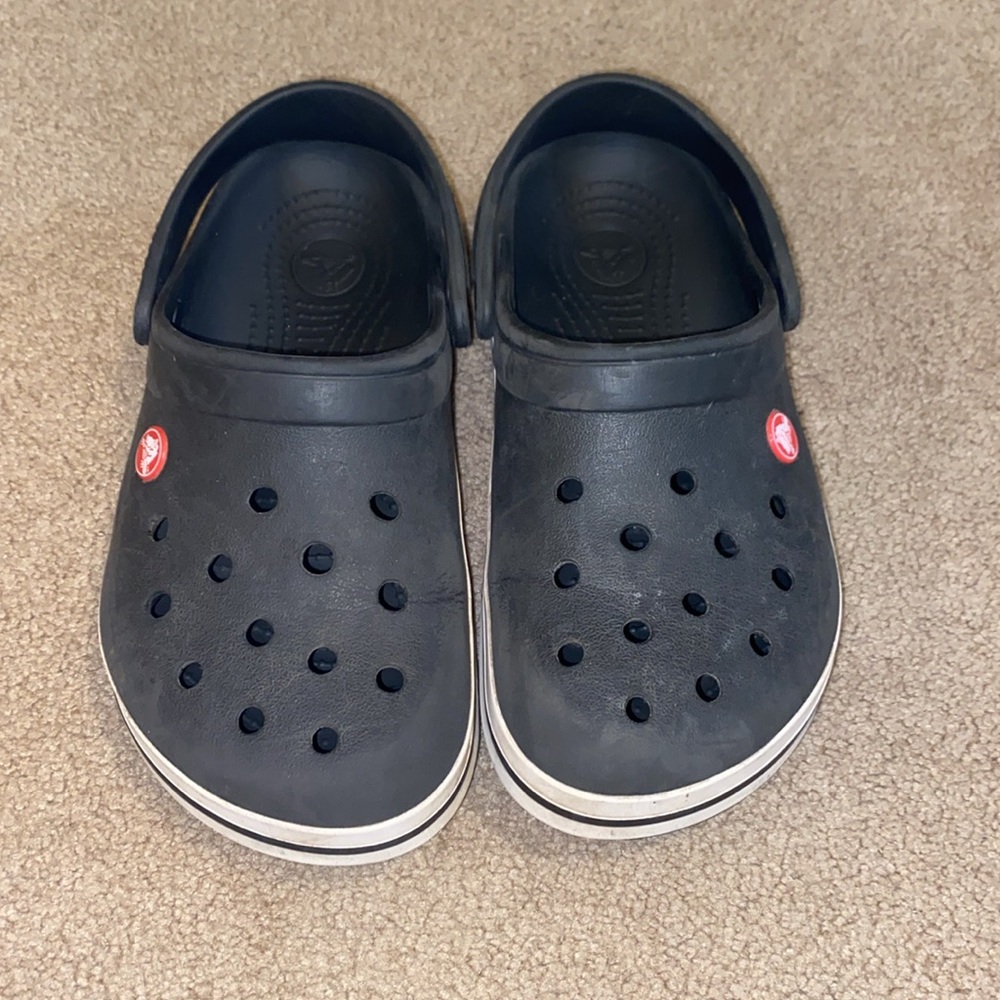 Crocs - Picture 2 of 10